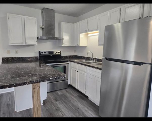 4931 Sugar Creek Drive, Sugar Hill, GA 30518