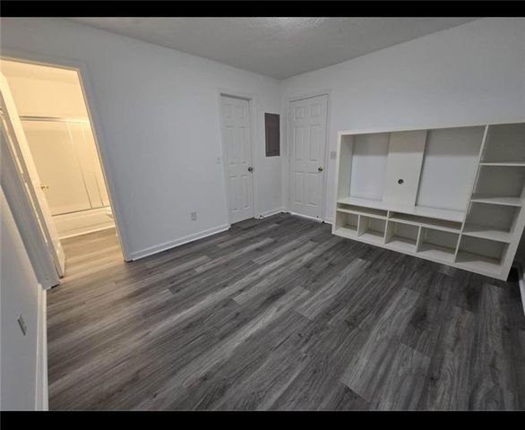 4931 Sugar Creek Drive, Sugar Hill, GA 30518