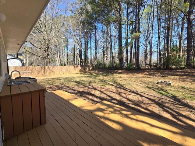 4931 Sugar Creek Drive, Sugar Hill, GA 30518