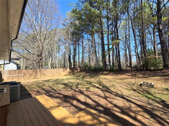 4931 Sugar Creek Drive, Sugar Hill, GA 30518