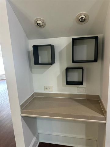 4931 Sugar Creek Drive, Sugar Hill, GA 30518