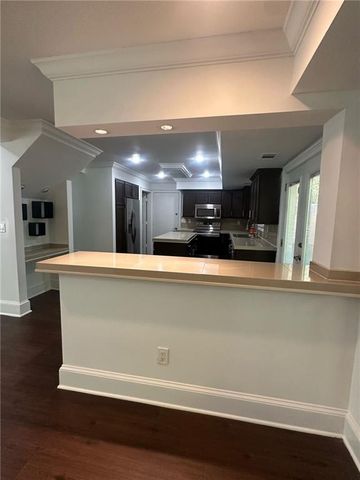 4931 Sugar Creek Drive, Sugar Hill, GA 30518