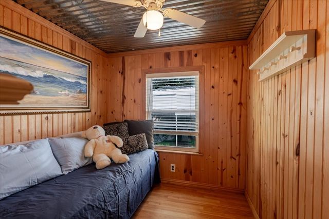 2334 Sanbar Road 71, Possum Kingdom Lake, TX 76449