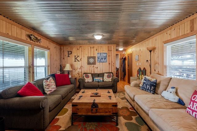 2334 Sanbar Road 71, Possum Kingdom Lake, TX 76449