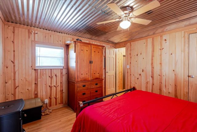 2334 Sanbar Road 71, Possum Kingdom Lake, TX 76449