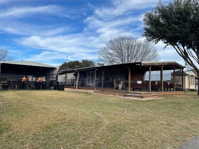 2334 Sanbar Road 71, Possum Kingdom Lake, TX 76449