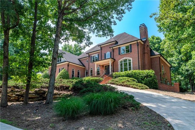 2115 Tee Drive, Braselton, GA 30517