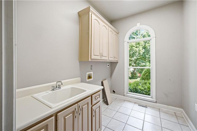 2115 Tee Drive, Braselton, GA 30517