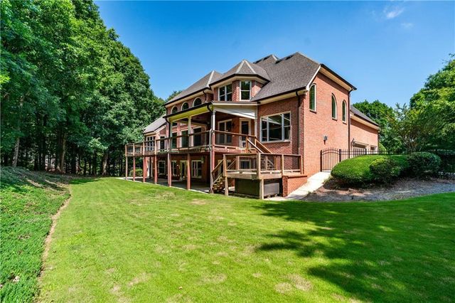2115 Tee Drive, Braselton, GA 30517