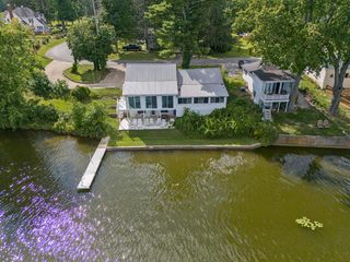 917 Elm Street, Colon, MI 49040