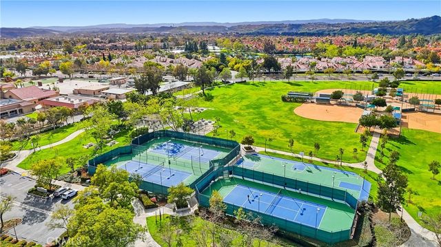 4 Via Violeta, Rancho Santa Margarita, CA 92688