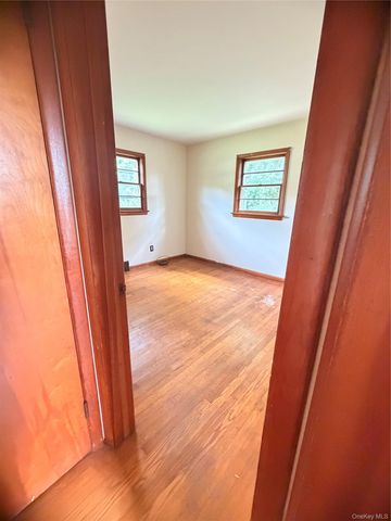 571 Temple Hill Road, New Windsor, NY 12553