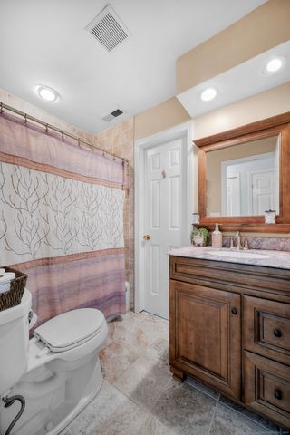 78 Country Place 78, Shelton, CT 06484