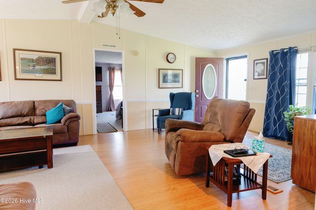 320 Hubs Rec Road, Belhaven, NC 27810