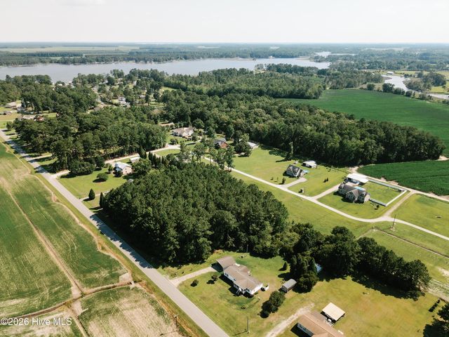 320 Hubs Rec Road, Belhaven, NC 27810