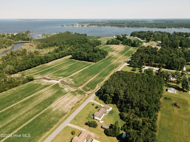 320 Hubs Rec Road, Belhaven, NC 27810