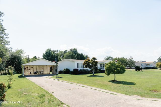 320 Hubs Rec Road, Belhaven, NC 27810