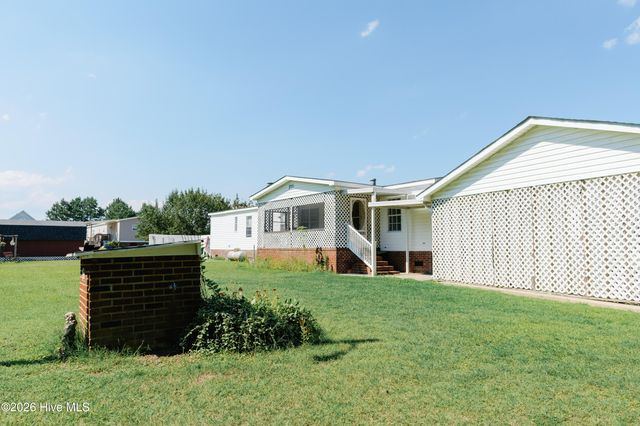 320 Hubs Rec Road, Belhaven, NC 27810