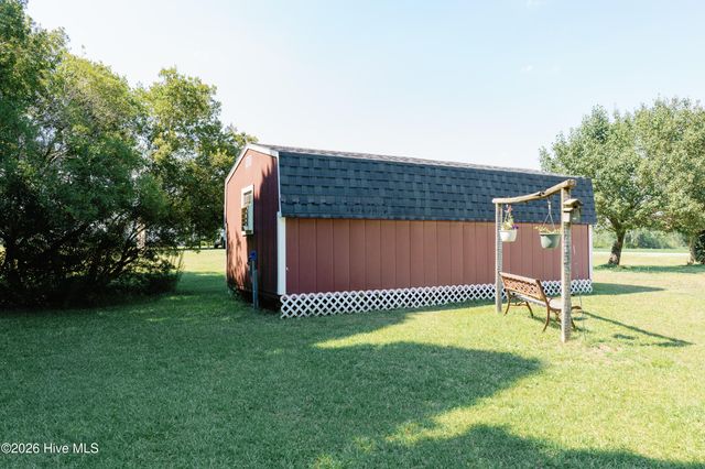 320 Hubs Rec Road, Belhaven, NC 27810