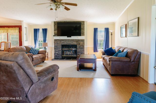 320 Hubs Rec Road, Belhaven, NC 27810