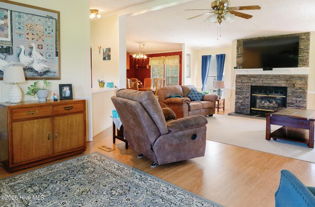320 Hubs Rec Road, Belhaven, NC 27810