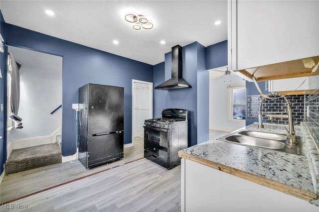 4246 E 116th Street, Cleveland, OH 44105