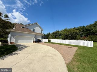 200 MEADOW DR, Dover, DE 19904