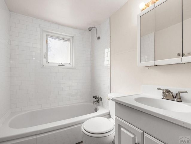 2002 W 15th St, Pueblo, CO 81003