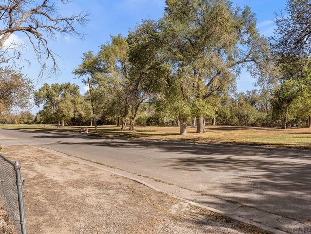 2002 W 15th St, Pueblo, CO 81003