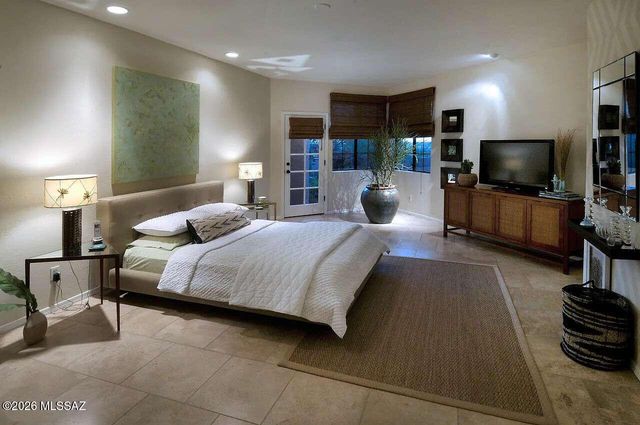 10255 N Carristo Drive, Tucson, AZ 85737