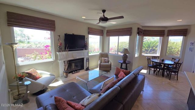 10255 N Carristo Drive, Tucson, AZ 85737