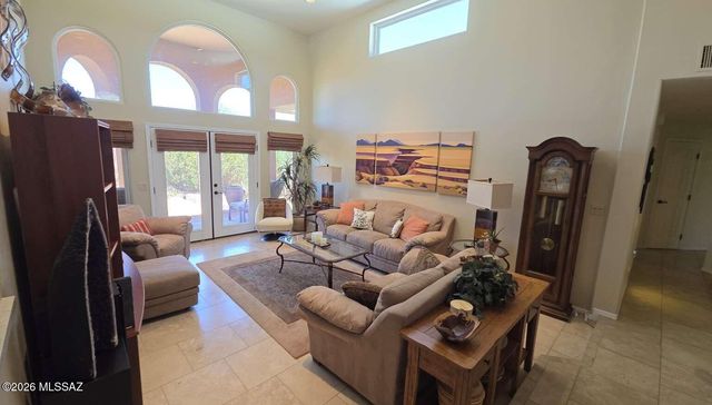 10255 N Carristo Drive, Tucson, AZ 85737