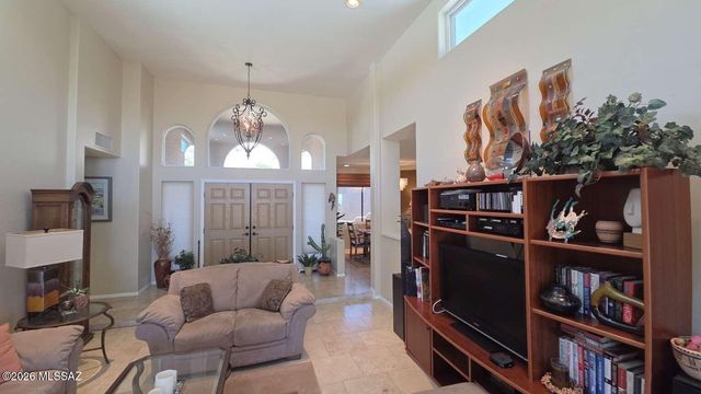 10255 N Carristo Drive, Tucson, AZ 85737