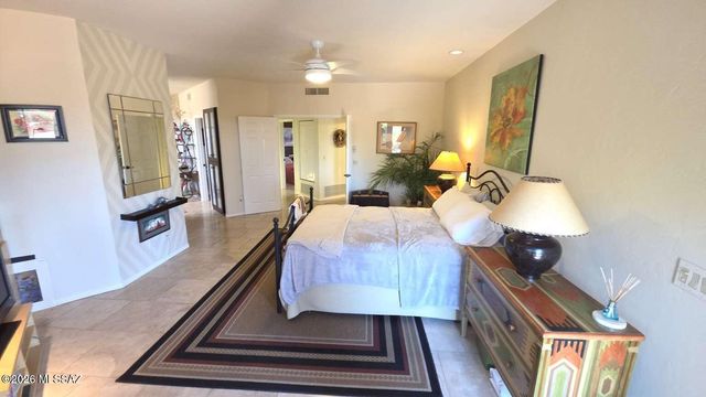 10255 N Carristo Drive, Tucson, AZ 85737
