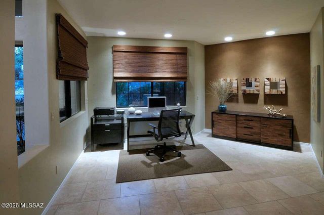10255 N Carristo Drive, Tucson, AZ 85737