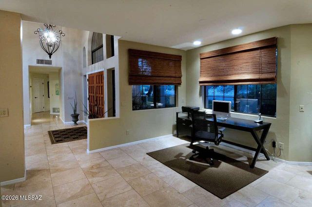 10255 N Carristo Drive, Tucson, AZ 85737
