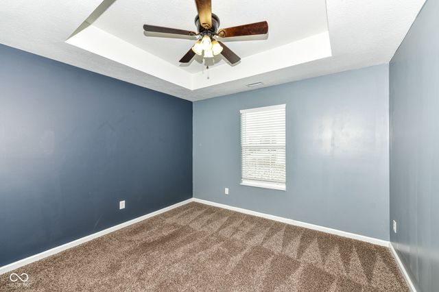 5825 Sheffield Lane, Whitestown, IN 46075