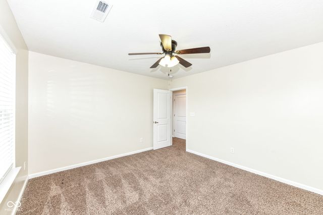 5825 Sheffield Lane, Whitestown, IN 46075