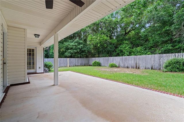 1103 Hillcrest Crossing E, Mobile, AL 36695