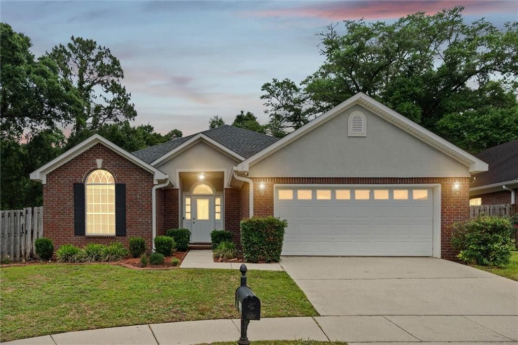1103 Hillcrest Crossing E, Mobile, AL 36695