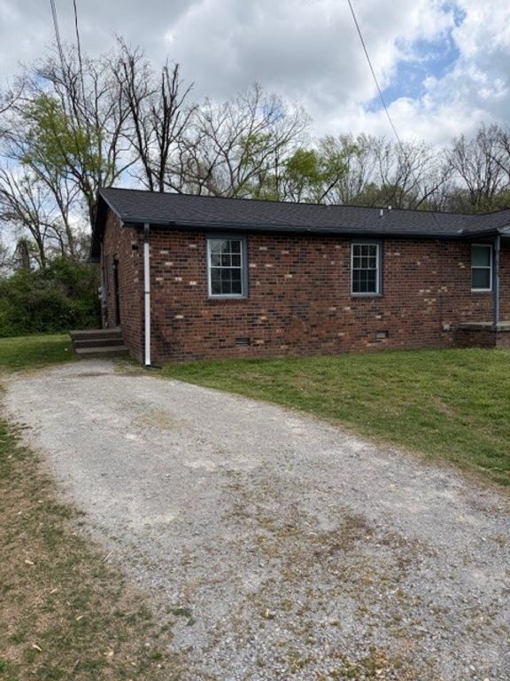 3540 Albee Dr, Hermitage, TN 37076