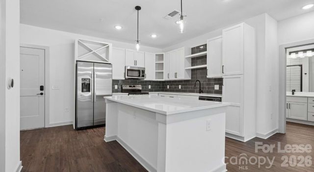 9414 Mallard Creek Road Drake, Charlotte, NC 28262