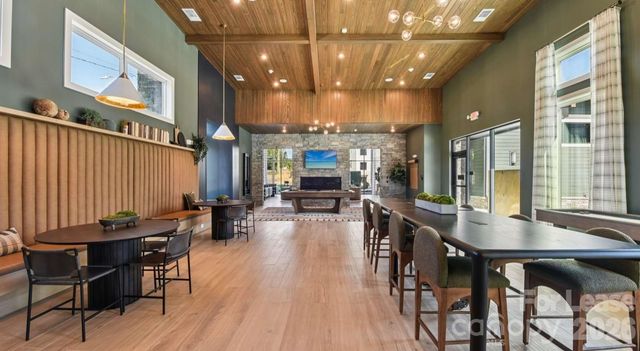 9414 Mallard Creek Road Drake, Charlotte, NC 28262