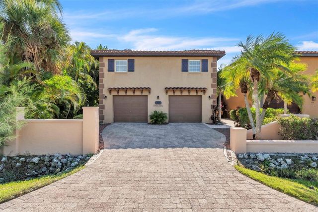 517 42ND STREET, Holmes Beach, FL 34217