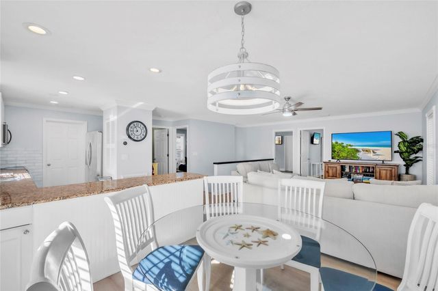 517 42ND STREET, Holmes Beach, FL 34217