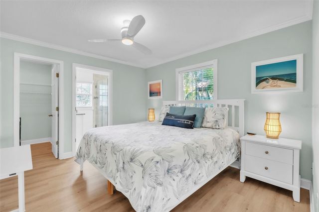 517 42ND STREET, Holmes Beach, FL 34217