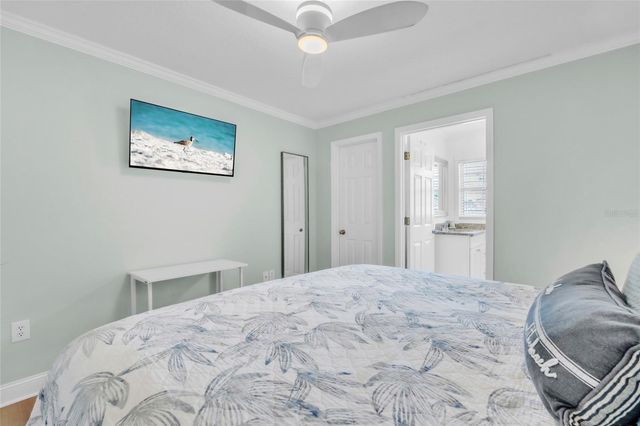 517 42ND STREET, Holmes Beach, FL 34217