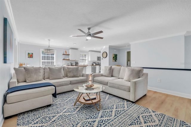 517 42ND STREET, Holmes Beach, FL 34217