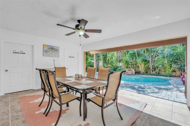 517 42ND STREET, Holmes Beach, FL 34217