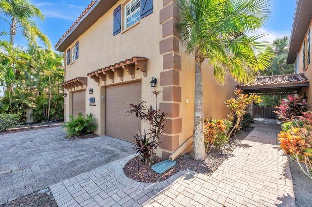 517 42ND STREET, Holmes Beach, FL 34217